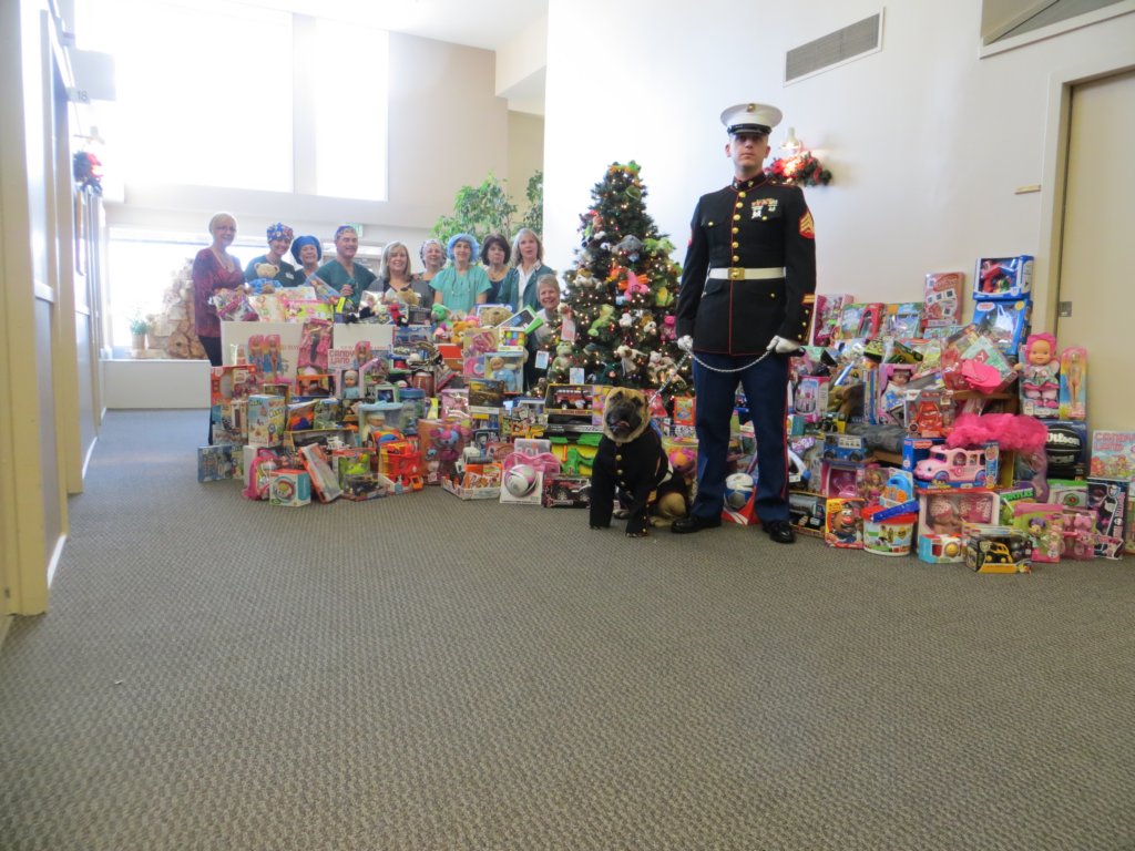 toysfortots2013saltlakesurgicalcentertoypickup7.jpg