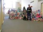 toysfortots2013saltlakesurgicalcentertoypickup8_small.jpg